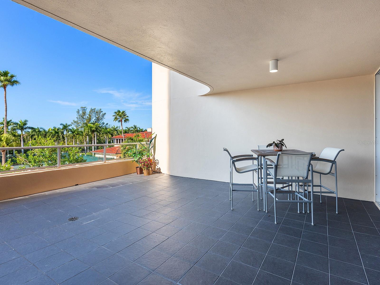 3040 GRAND BAY BLVD #213