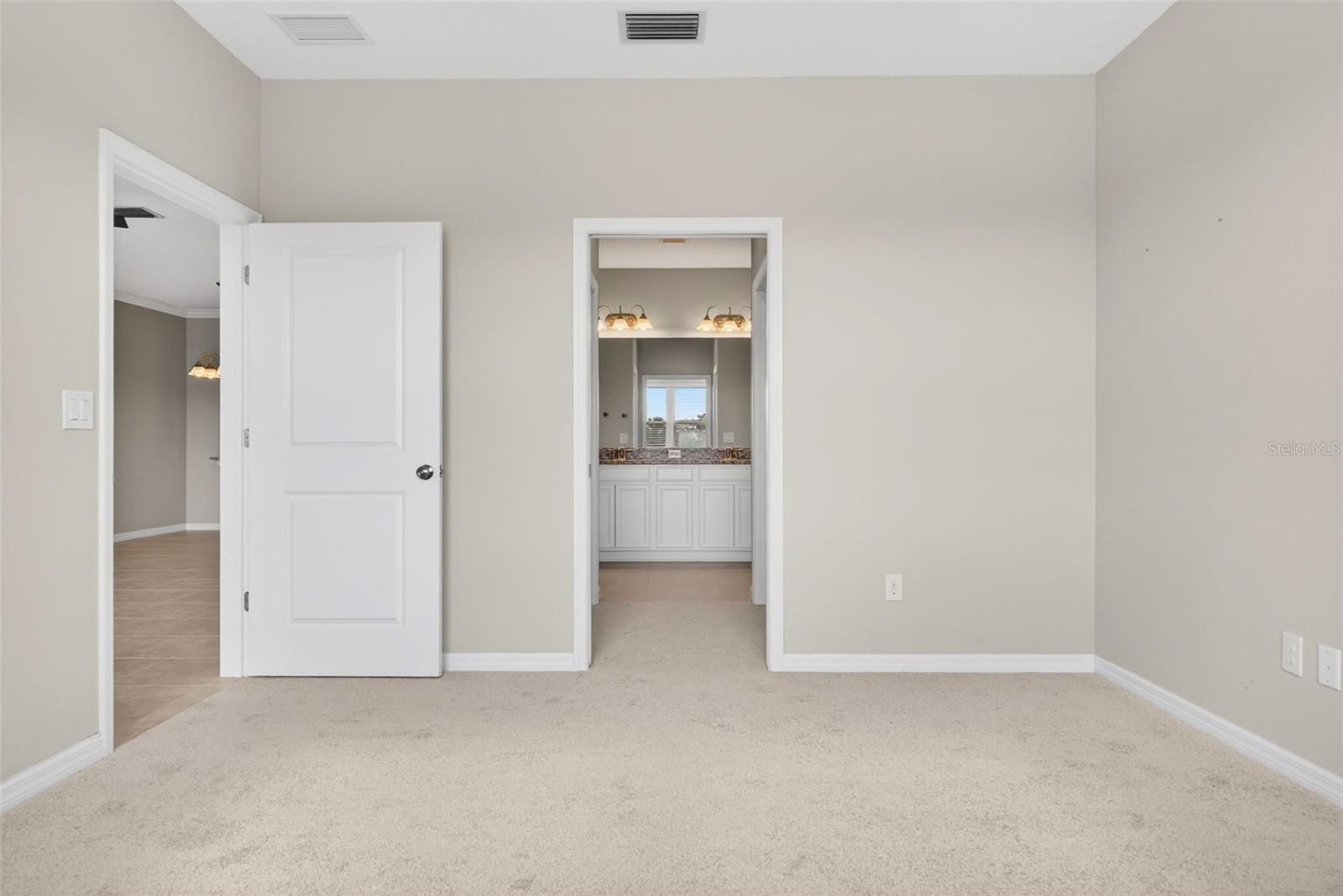 13738 MESSINA LOOP #103