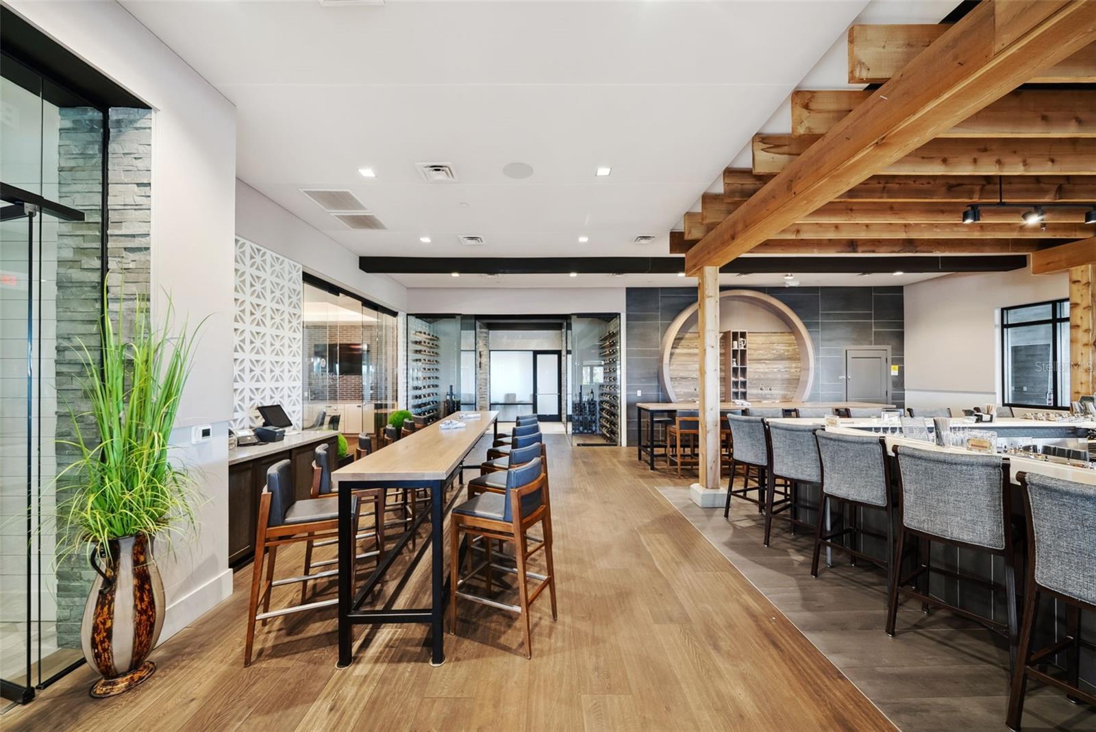 13738 MESSINA LOOP #103