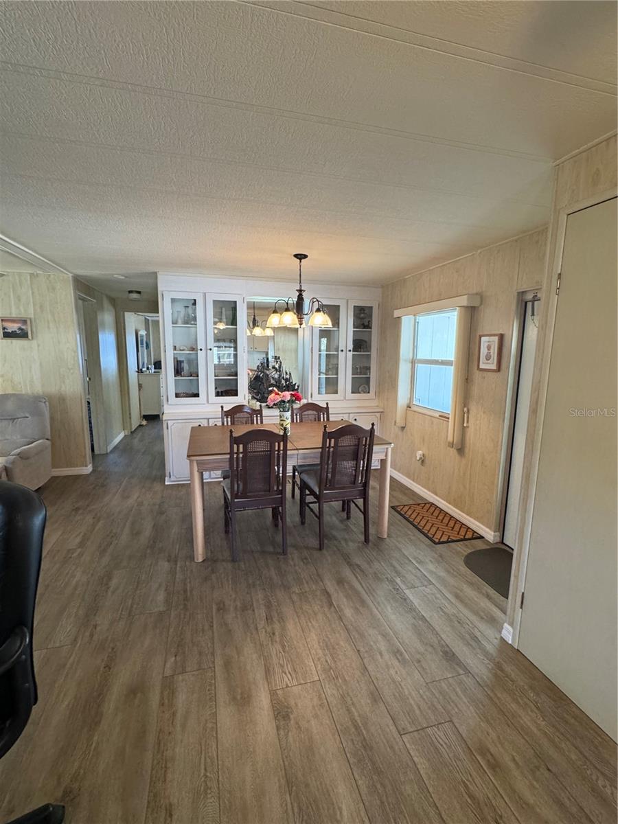 40 LAFITTE DR