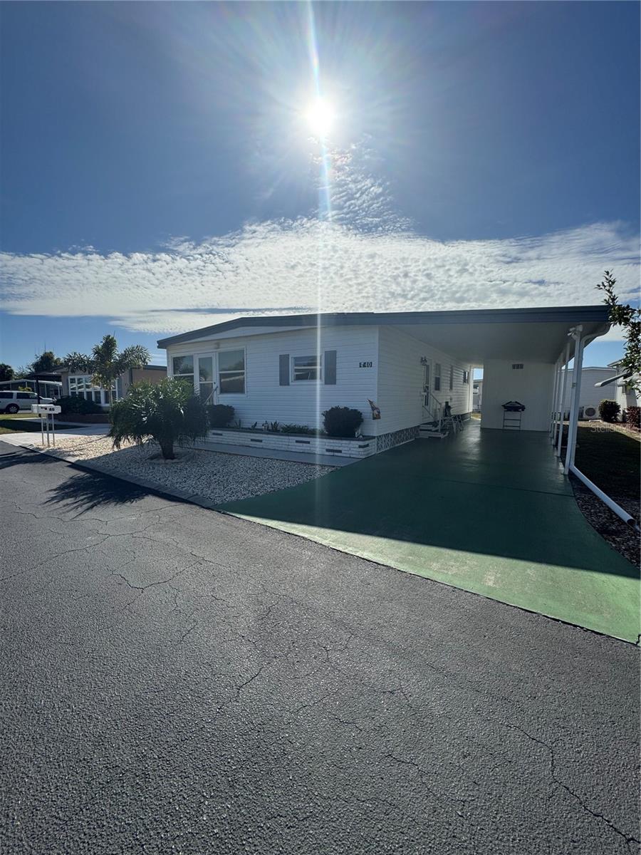 40 LAFITTE DR