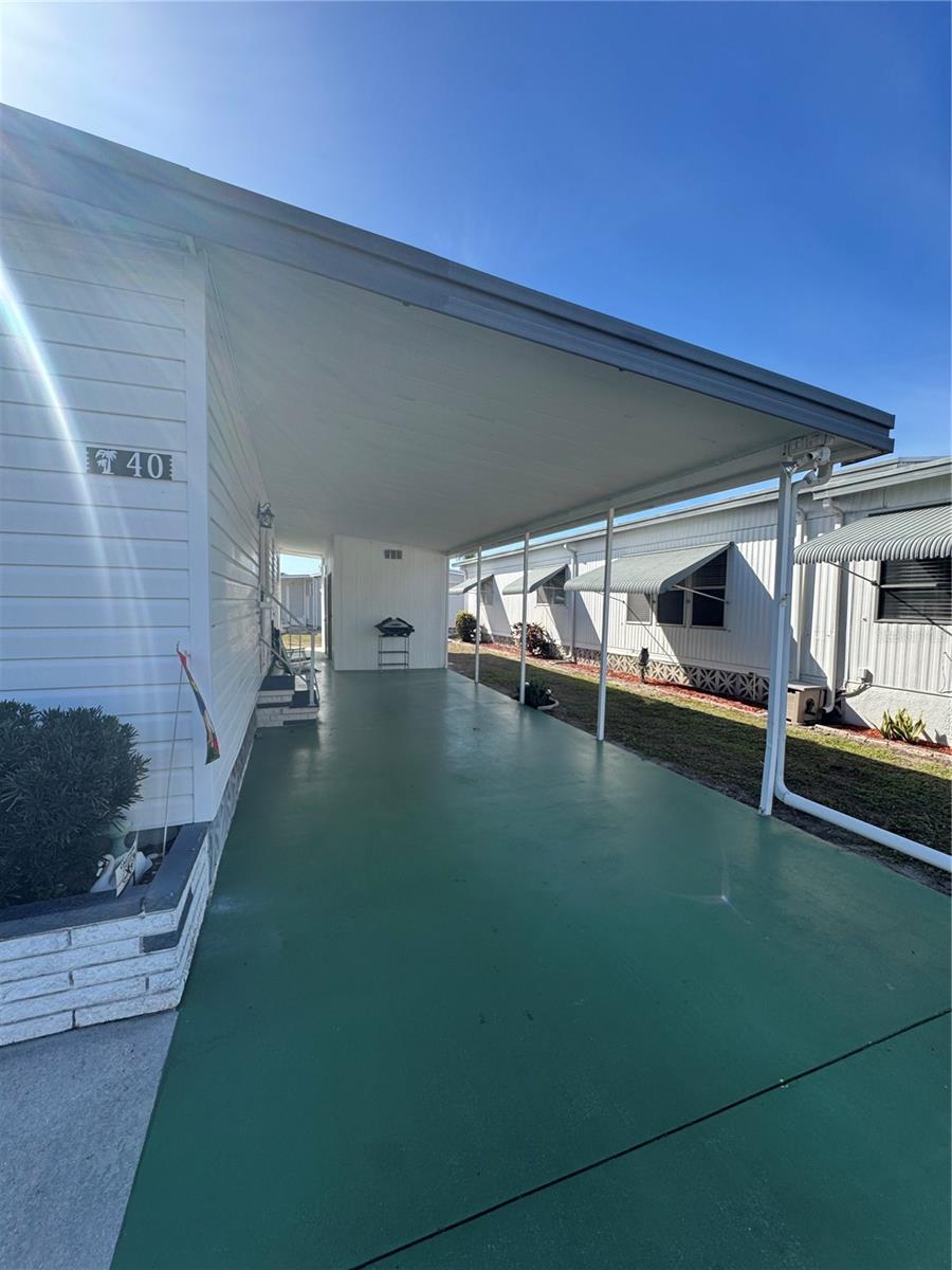 40 LAFITTE DR