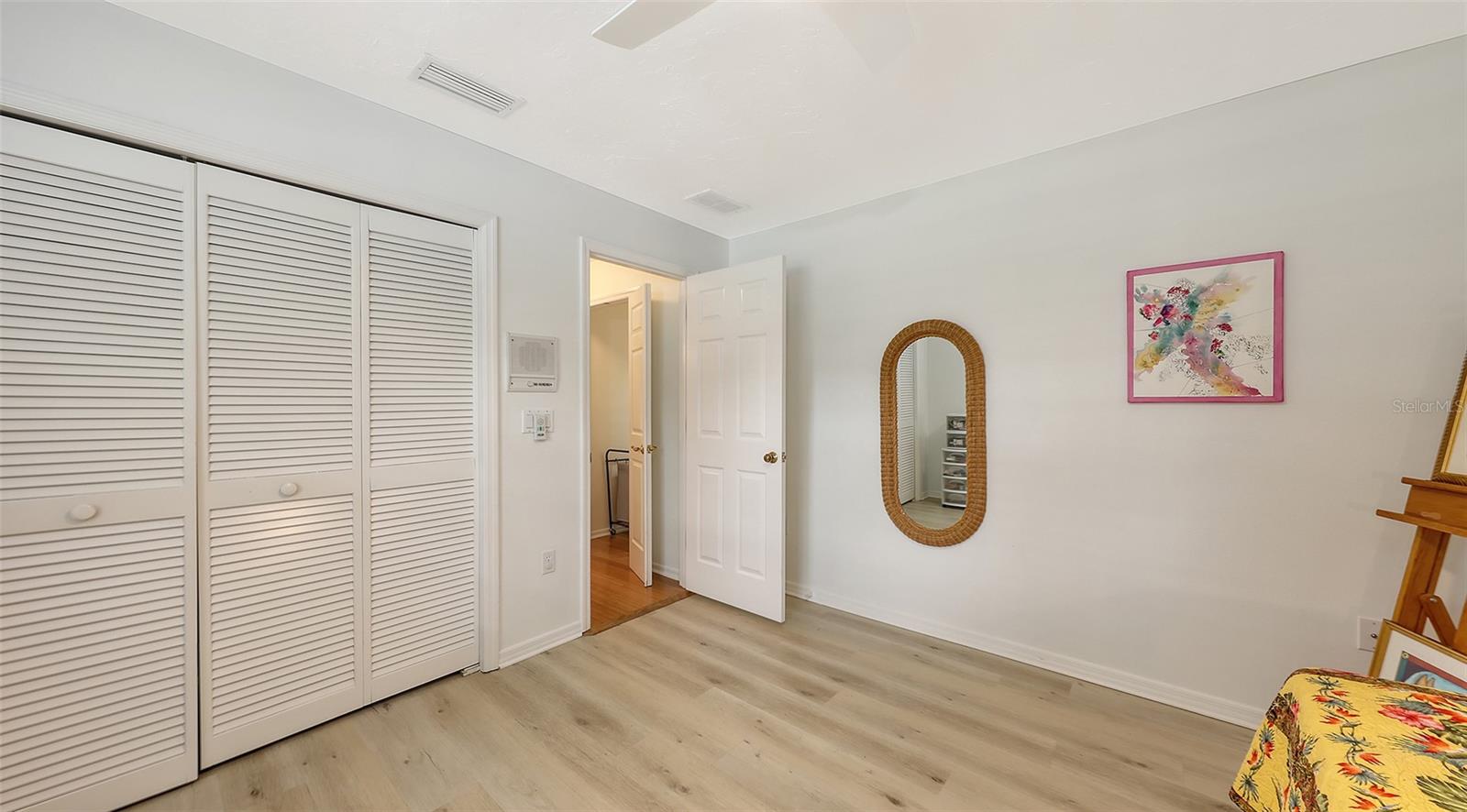 7604 WEEPING WILLOW CIR