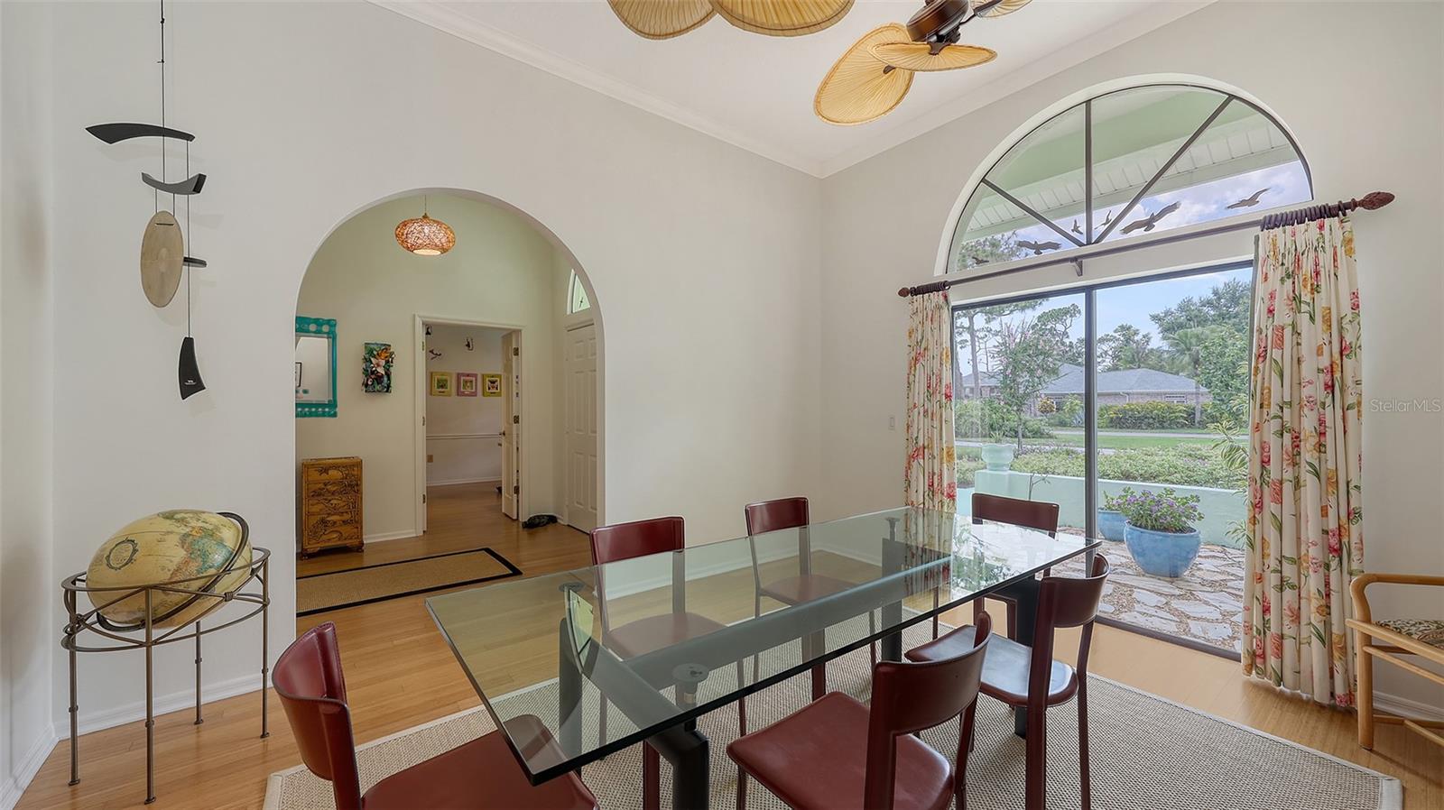 7604 WEEPING WILLOW CIR