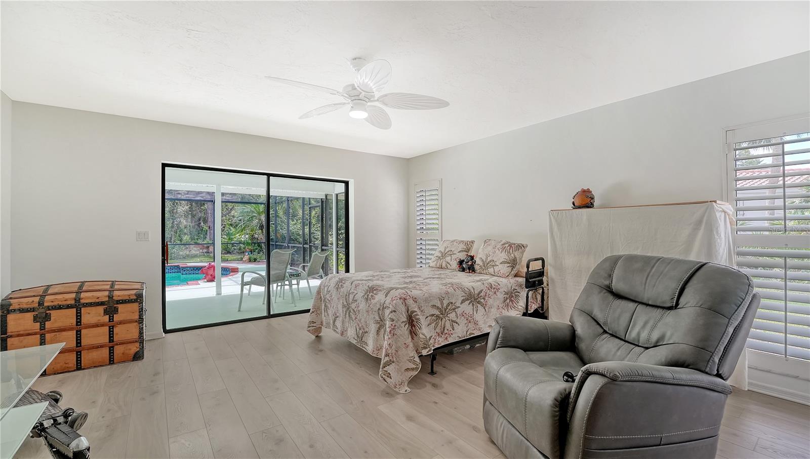 7604 WEEPING WILLOW CIR