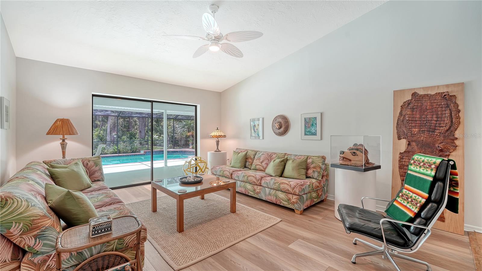 7604 WEEPING WILLOW CIR