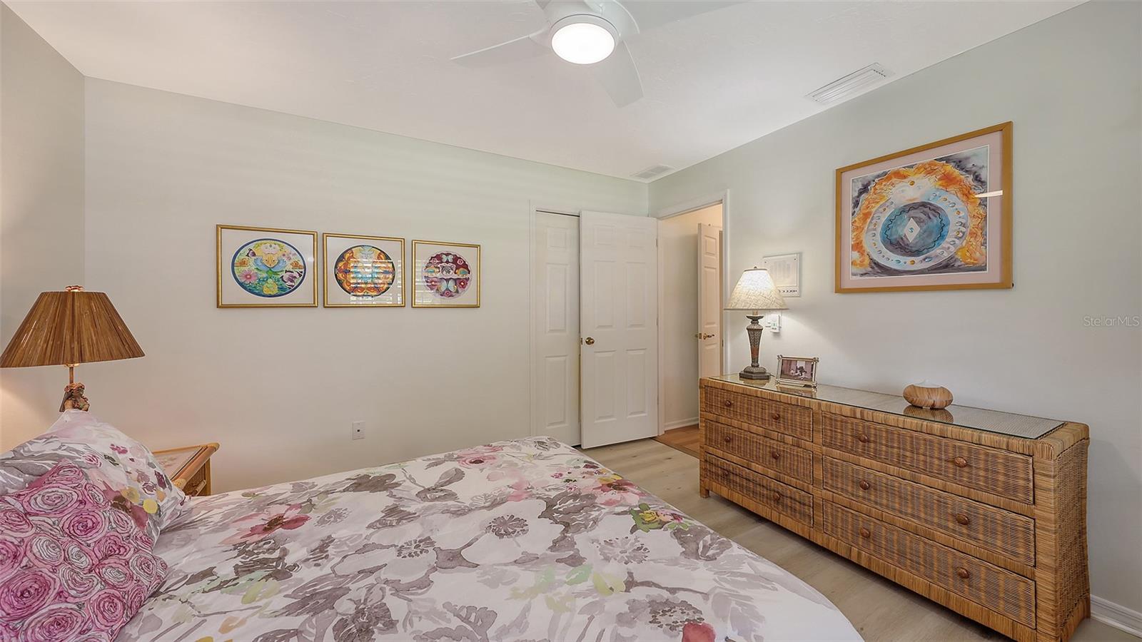 7604 WEEPING WILLOW CIR