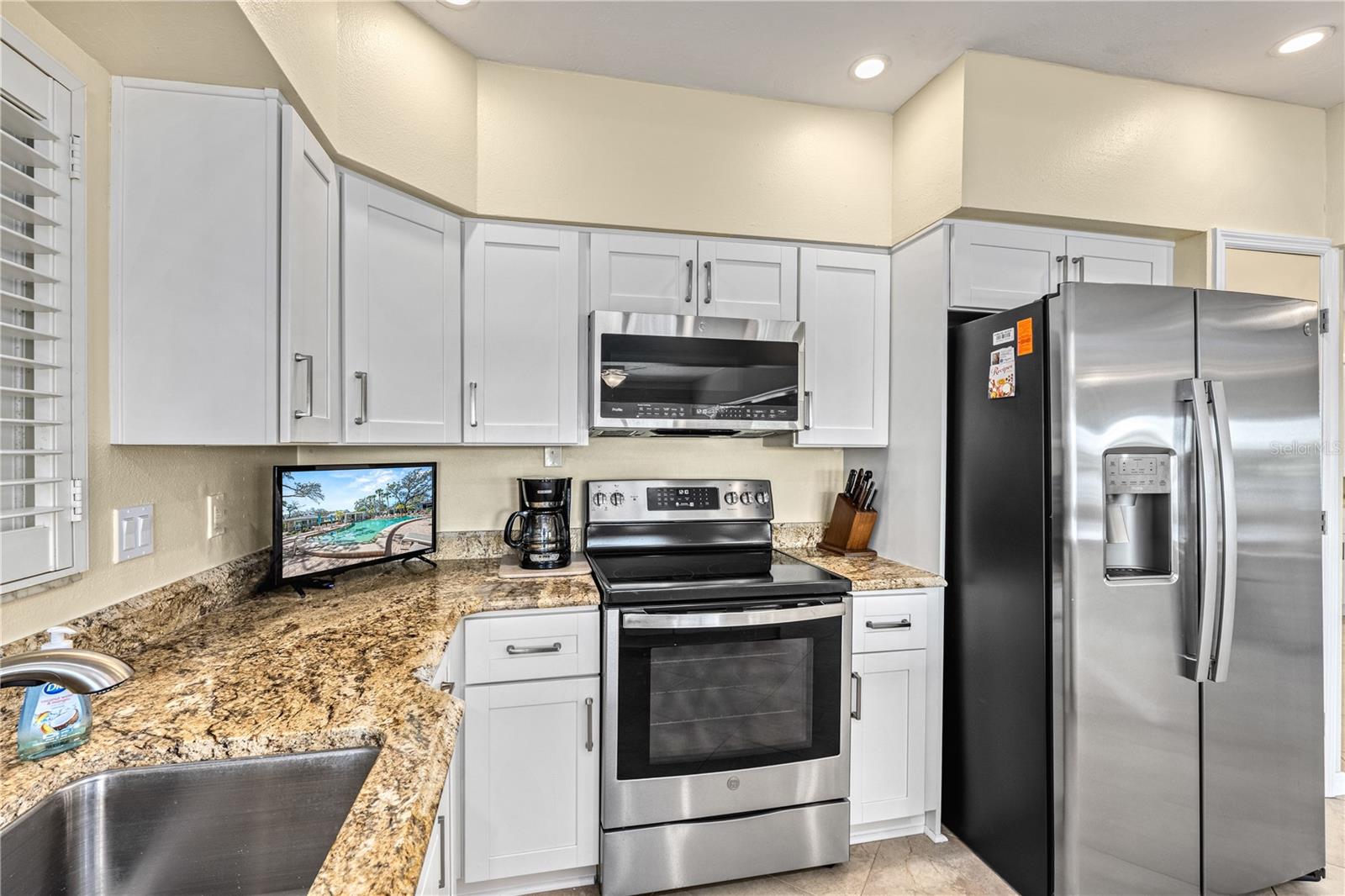 1320 MOONMIST DR #B-11