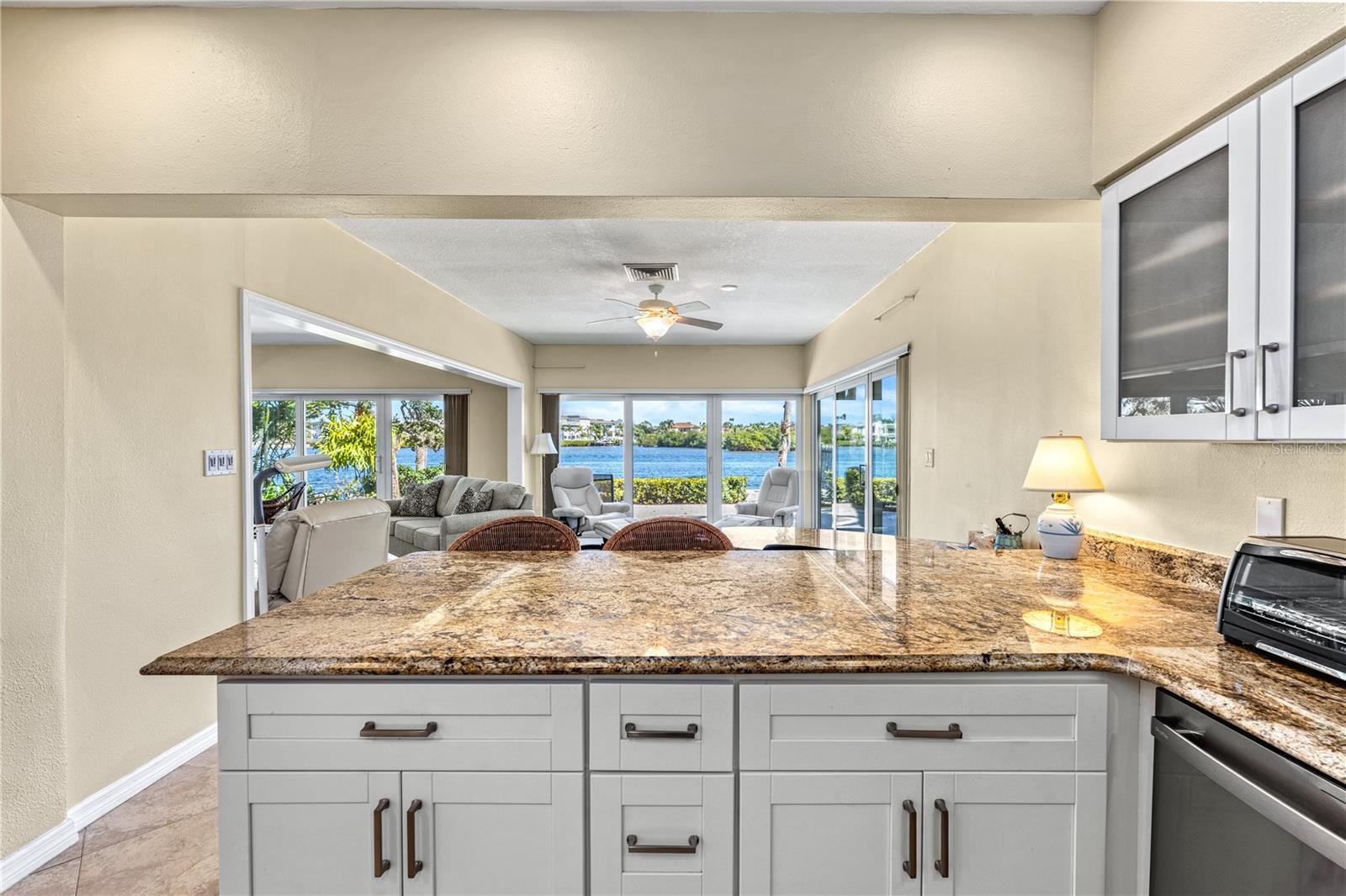 1320 MOONMIST DR #B-11