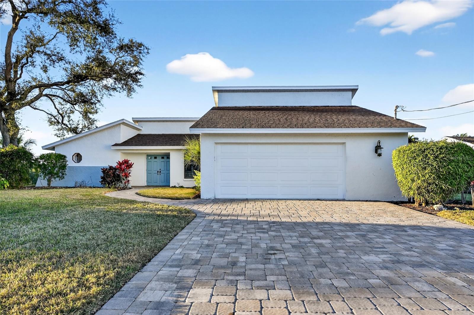 5424 AMERICA DR
