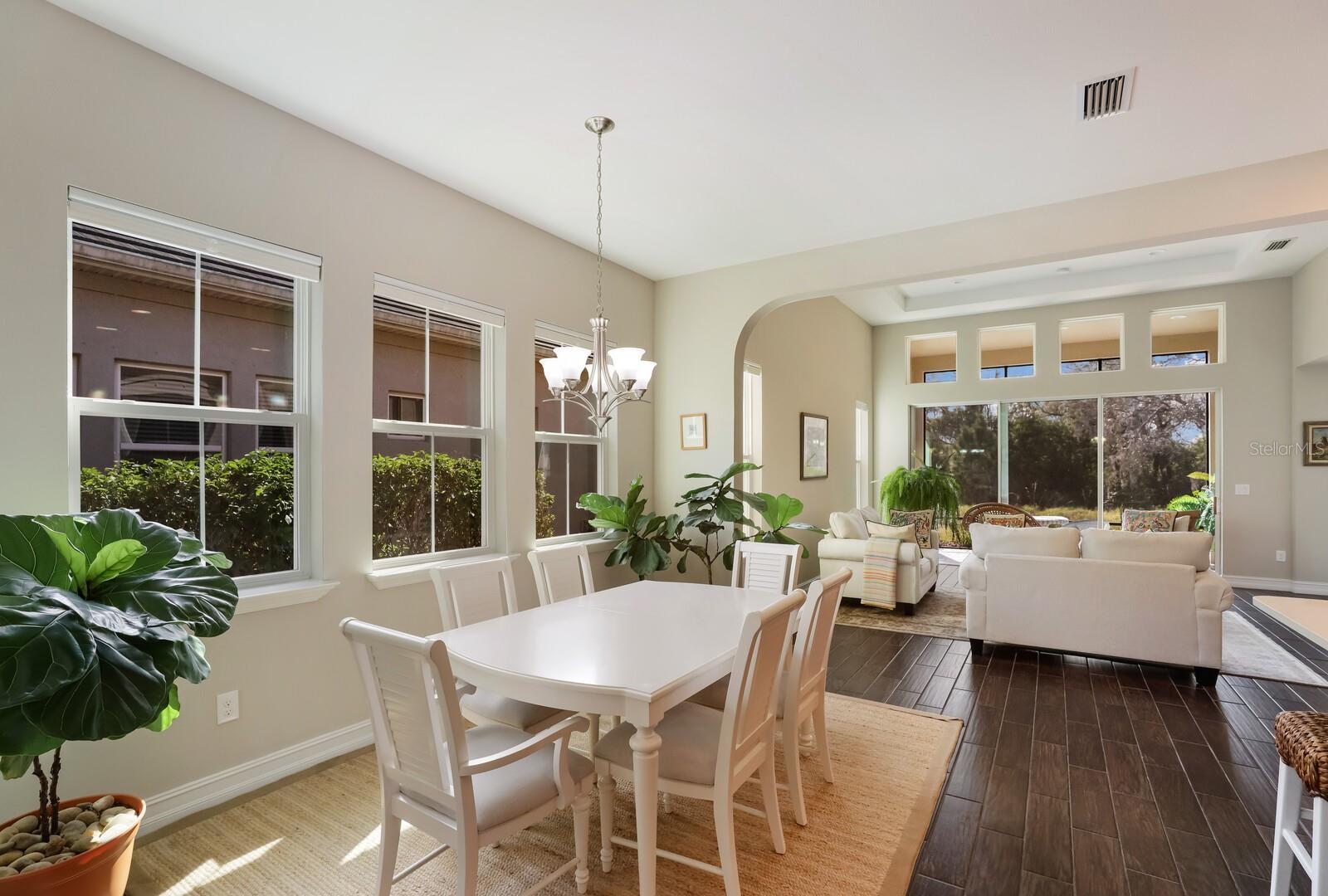 2402 STARWOOD CT