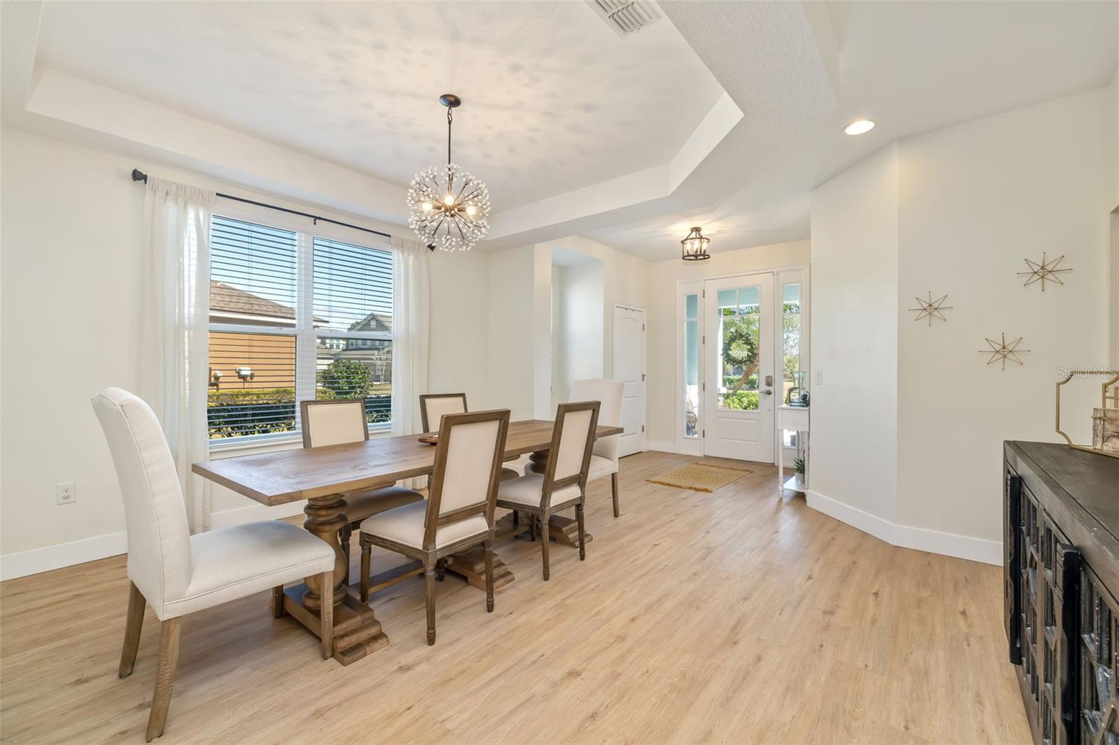 5315 BENTGRASS WAY