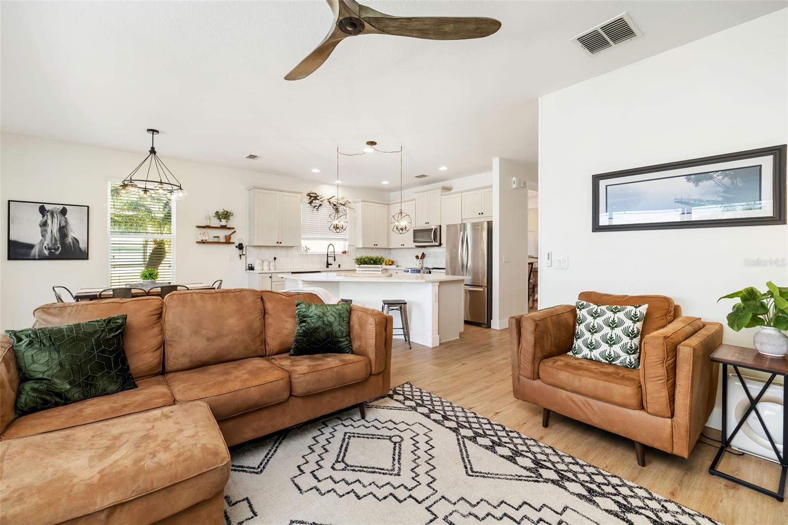 5315 BENTGRASS WAY