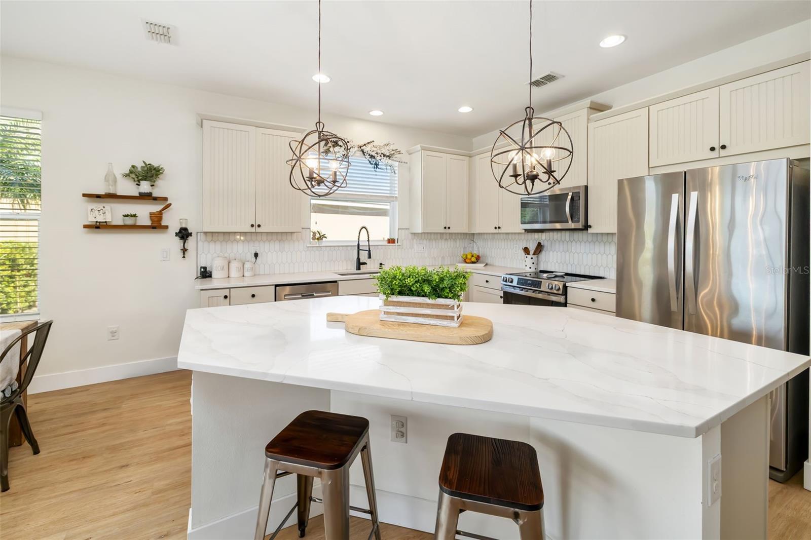 5315 BENTGRASS WAY