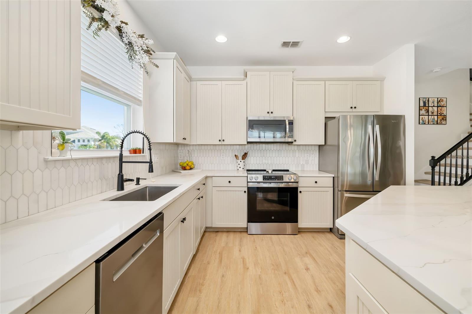 5315 BENTGRASS WAY