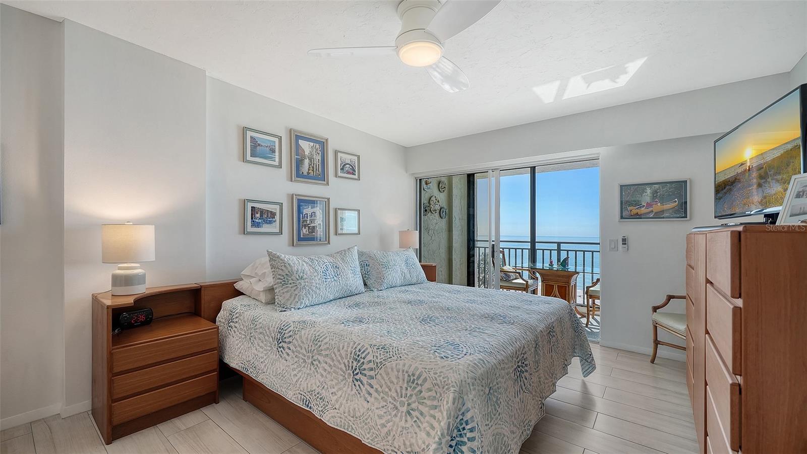 19 WHISPERING SANDS DR #1104