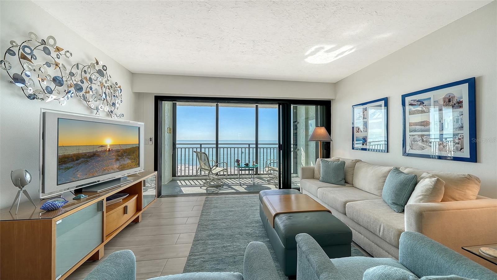 19 WHISPERING SANDS DR #1104