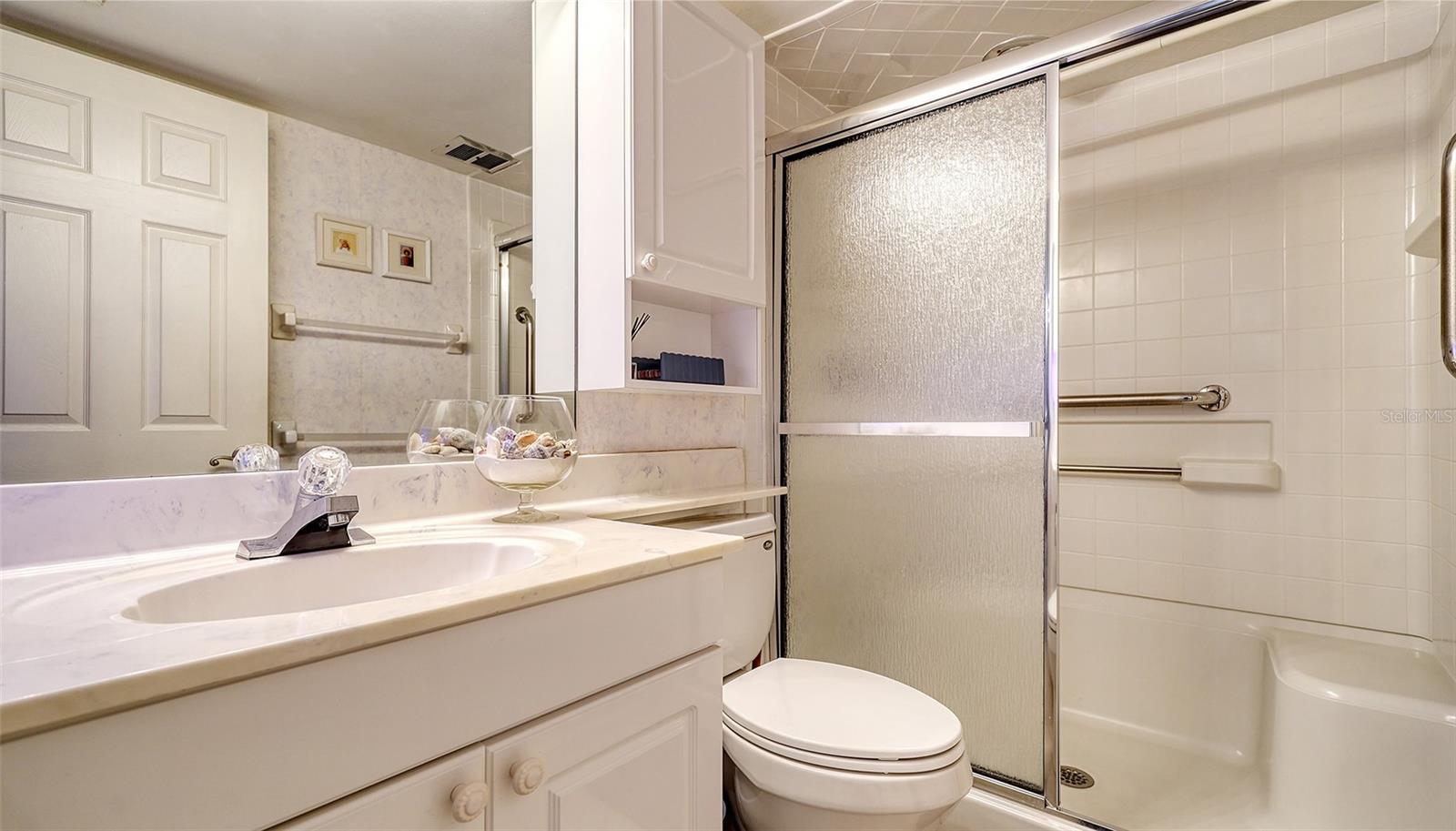 19 WHISPERING SANDS DR #201