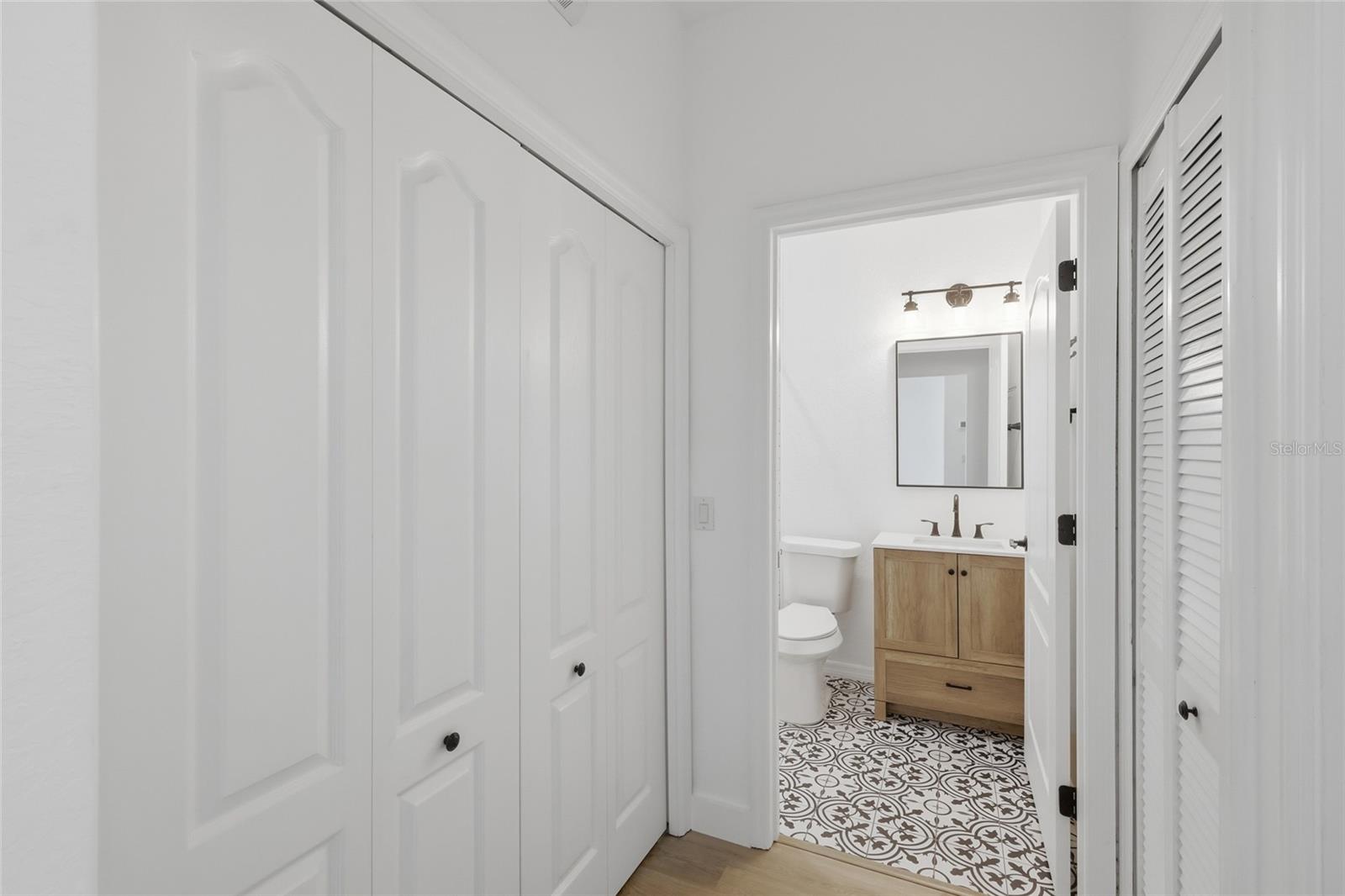 803 FAIRWAYCOVE LN #205