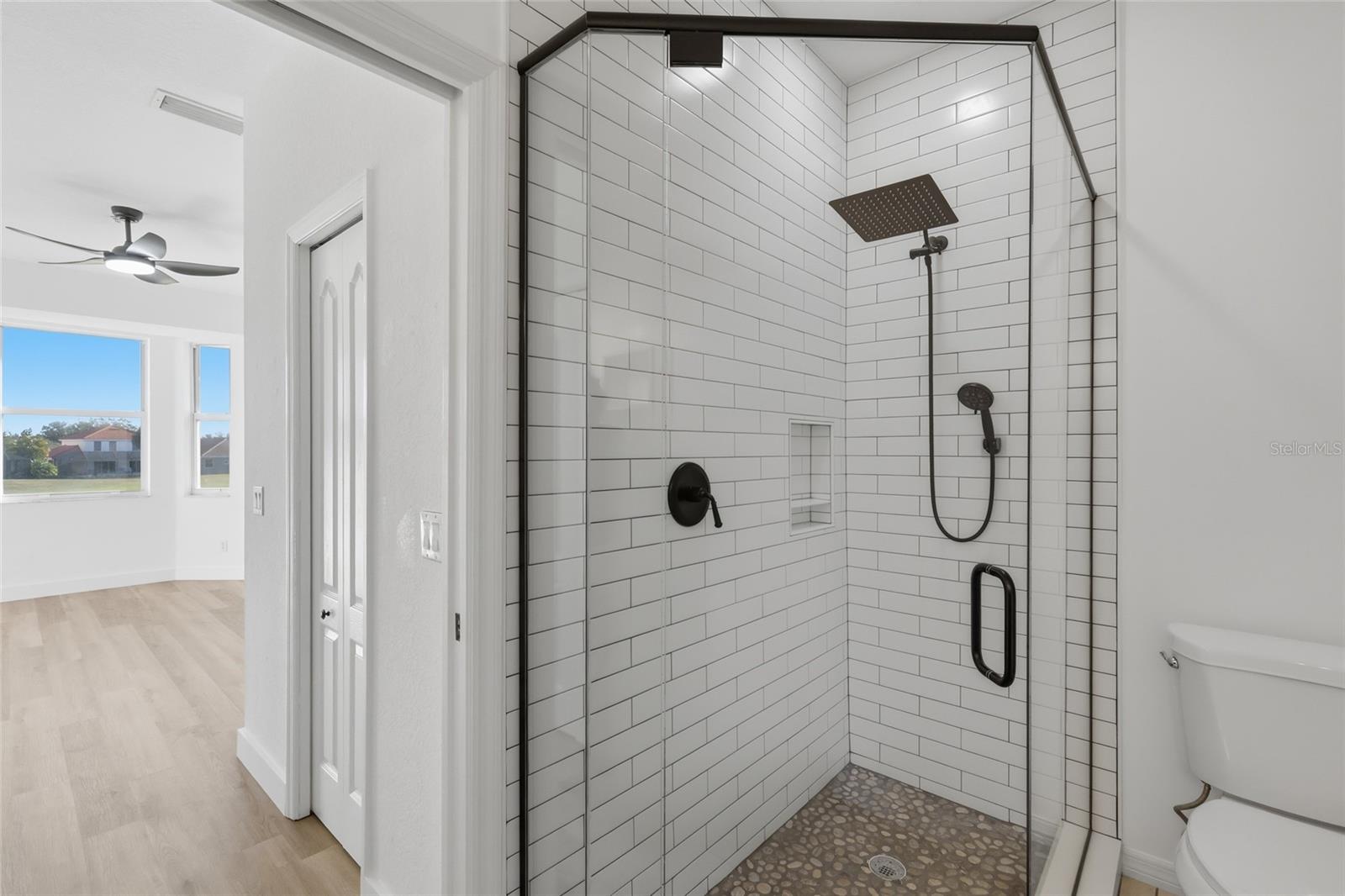 803 FAIRWAYCOVE LN #205