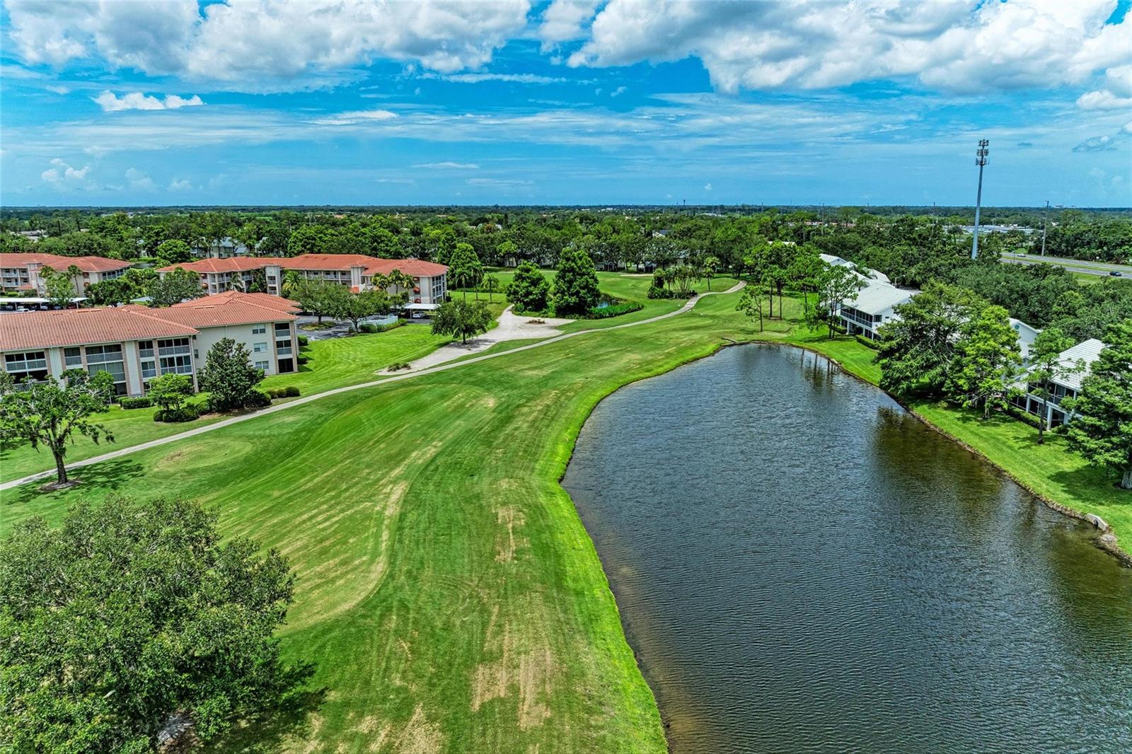 6618 PINEVIEW TER #6618