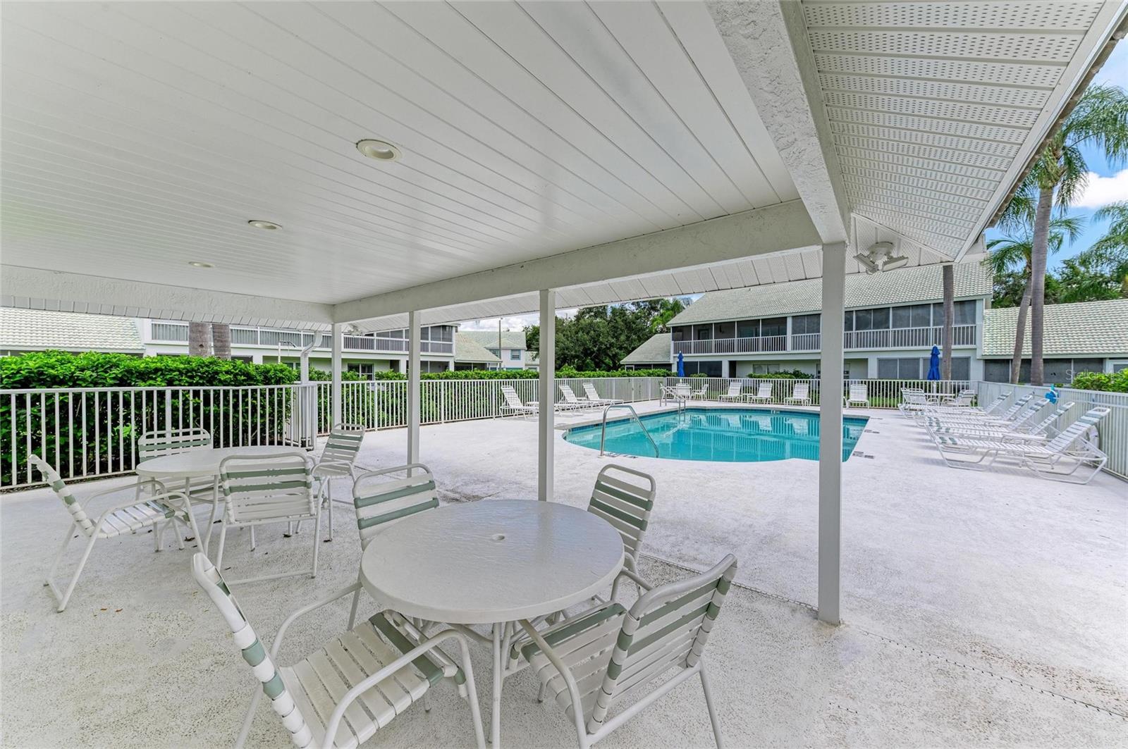 6618 PINEVIEW TER #6618