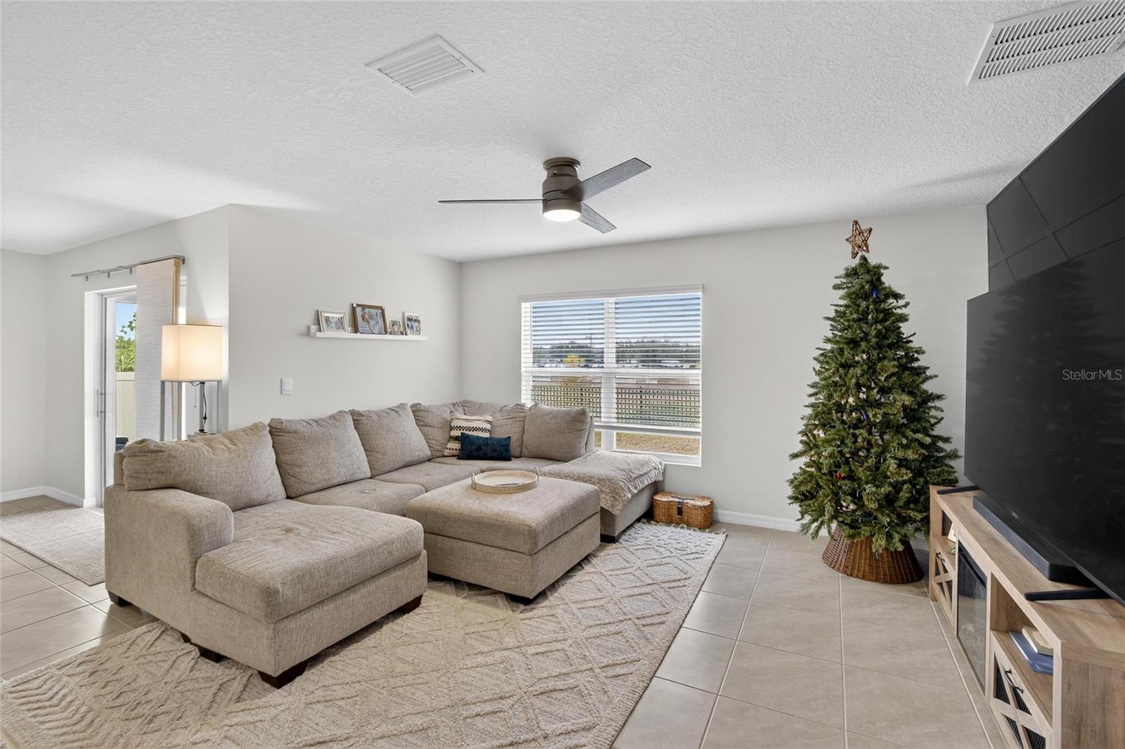 7511 ROSEWOOD GARDEN LOOP