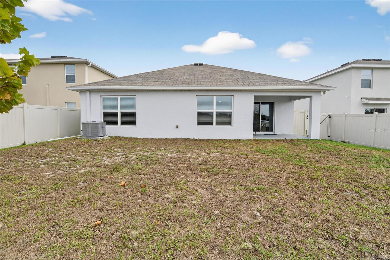 7511 ROSEWOOD GARDEN LOOP