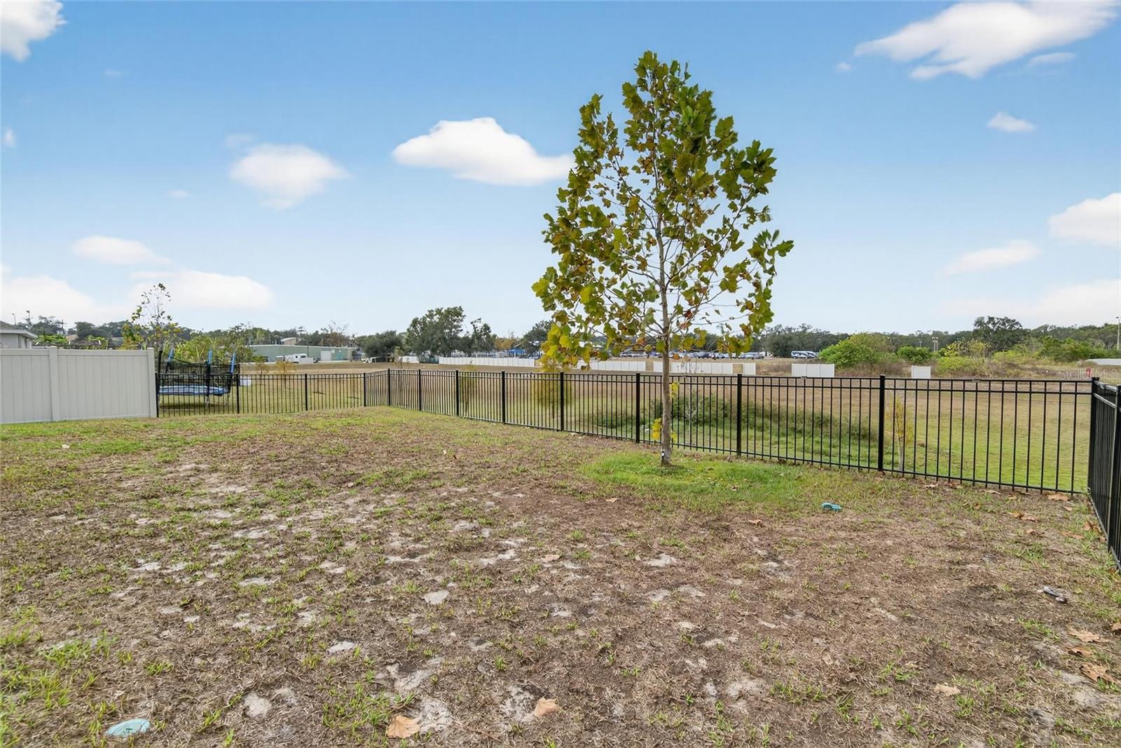 7511 ROSEWOOD GARDEN LOOP