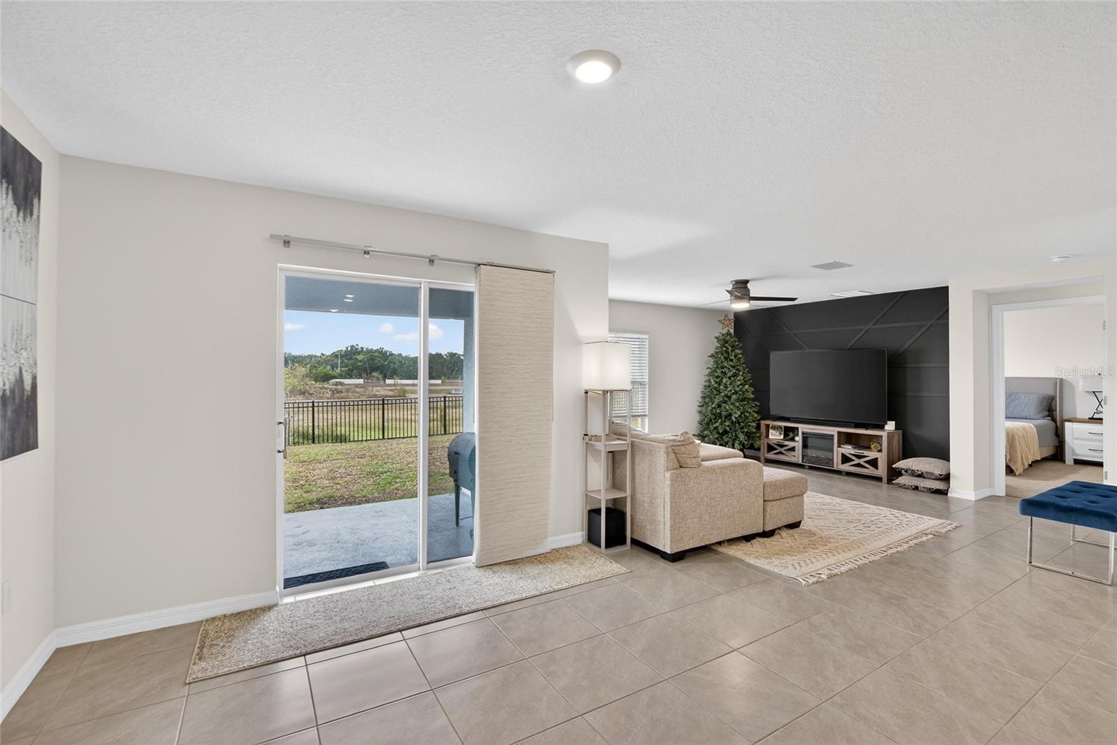 7511 ROSEWOOD GARDEN LOOP