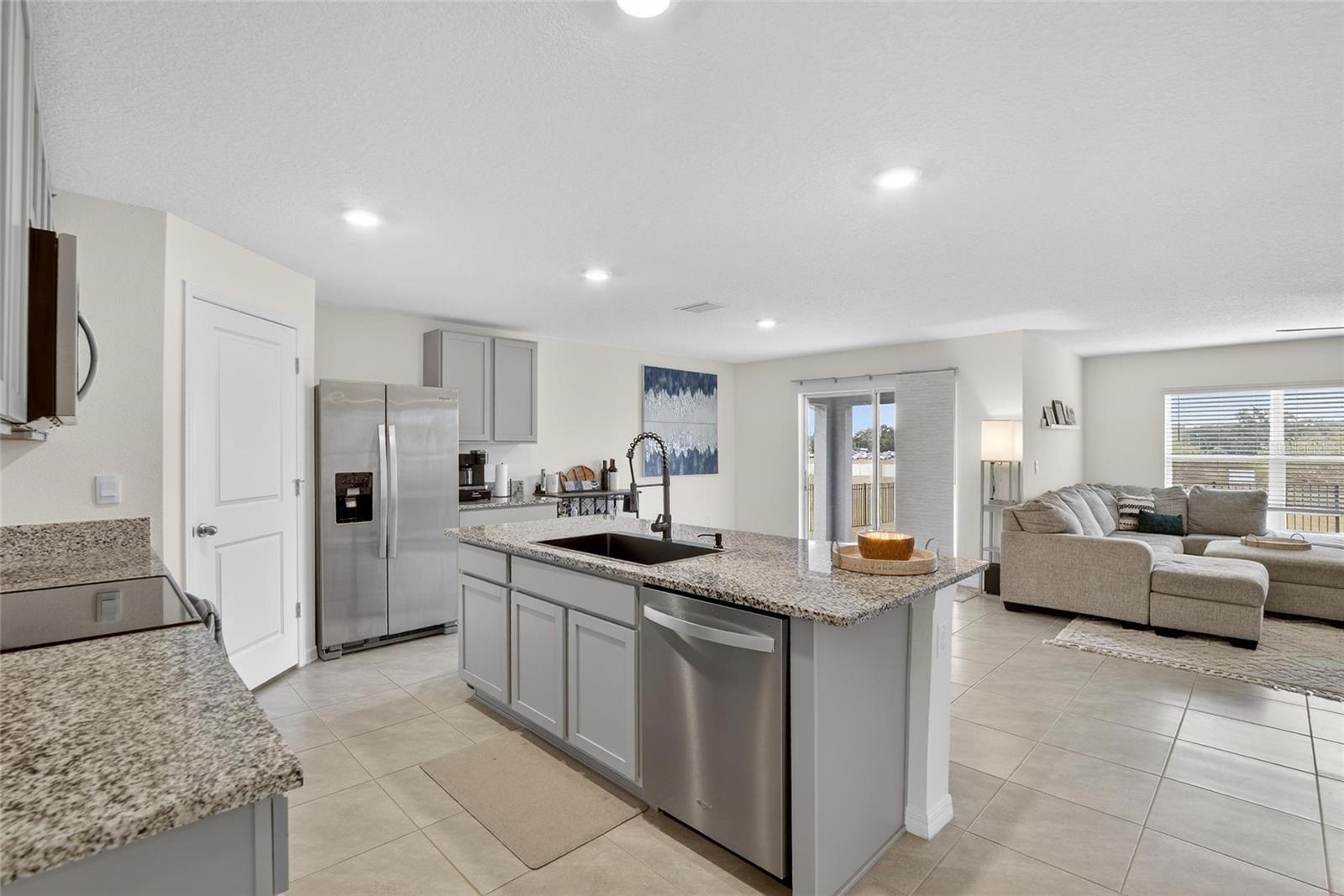 7511 ROSEWOOD GARDEN LOOP