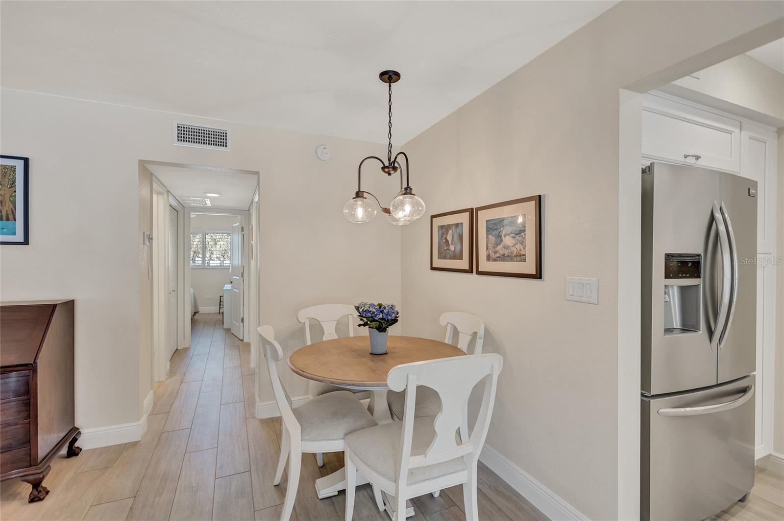 137 AVENIDA MESSINA #3