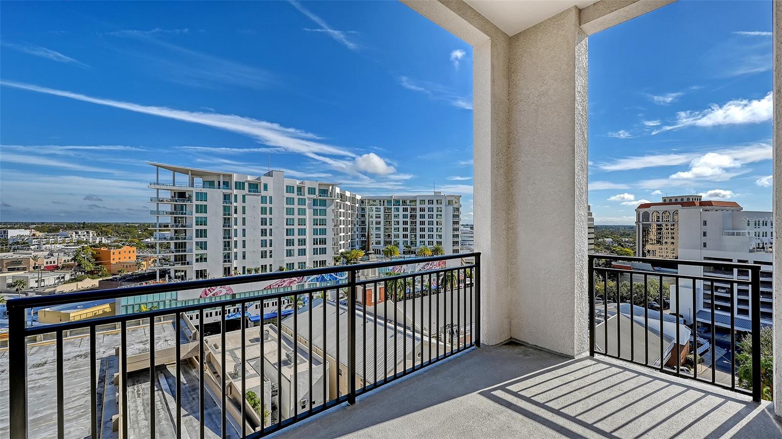 33 S PALM AVE #904