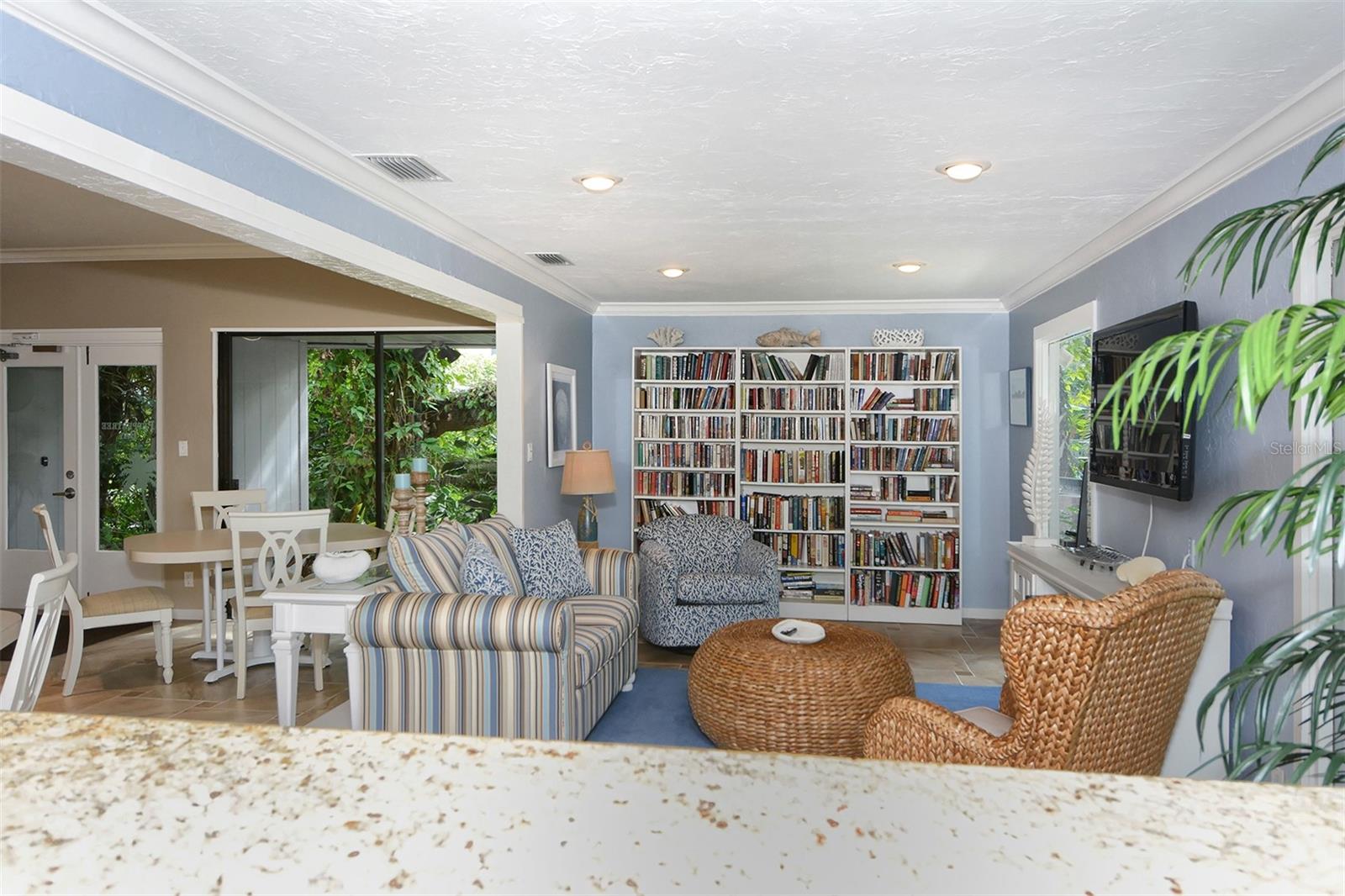 6047 E PEPPERTREE WAY #224