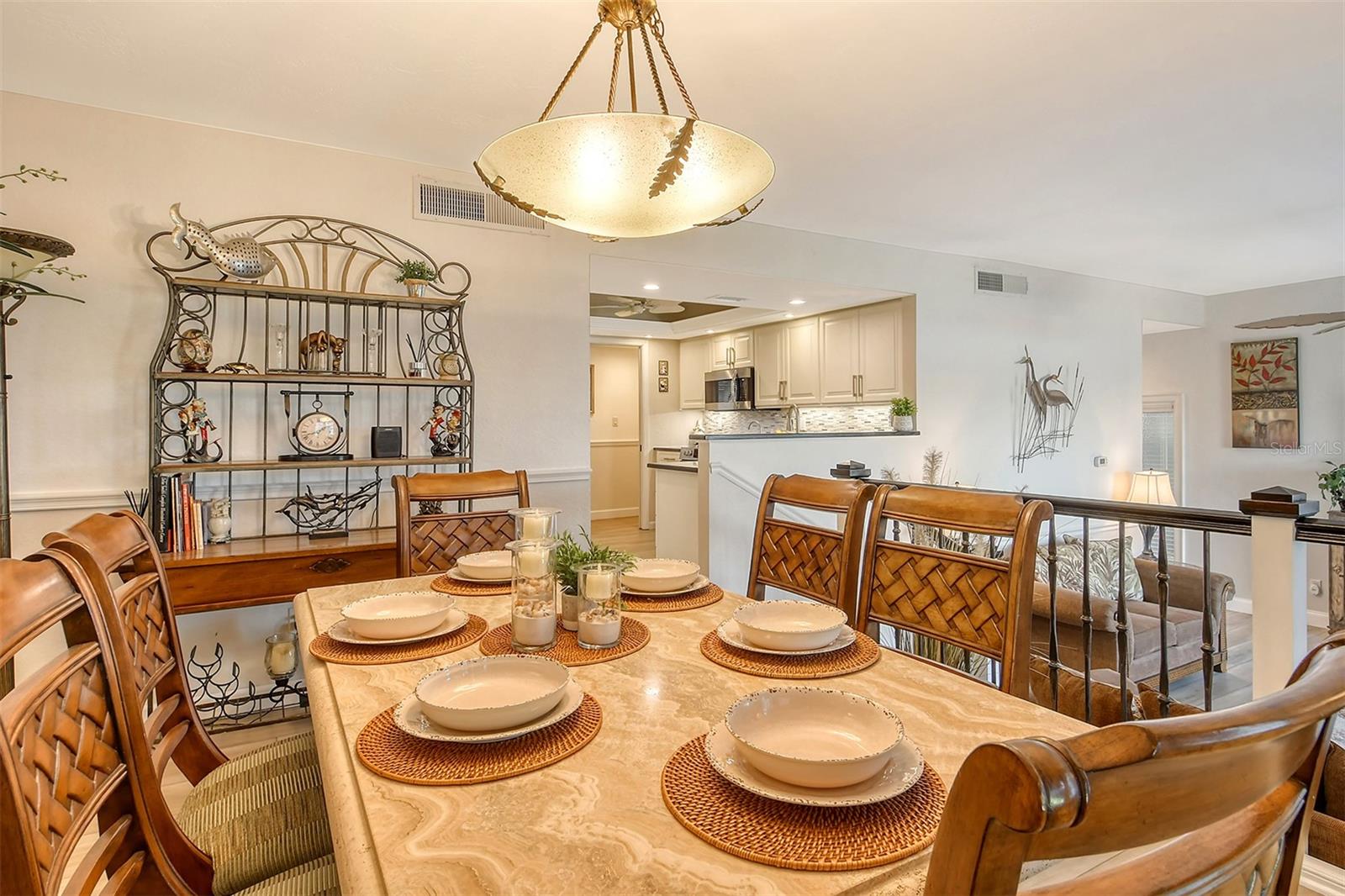 6047 E PEPPERTREE WAY #224