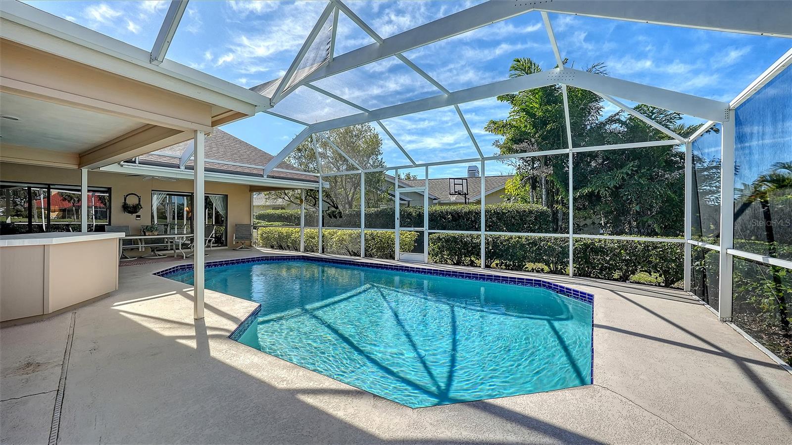 3941 PRAIRIE DUNES DR