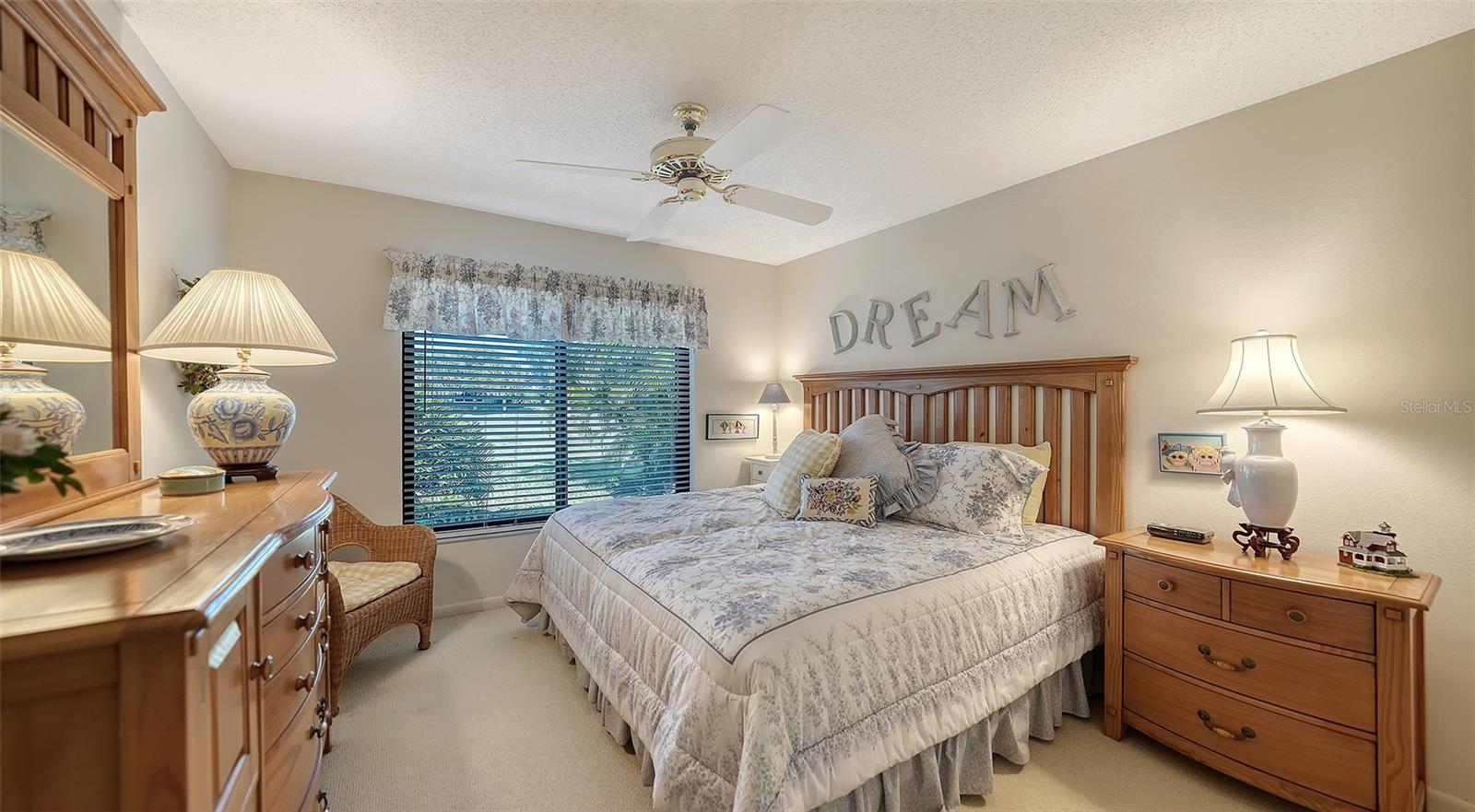 3941 PRAIRIE DUNES DR