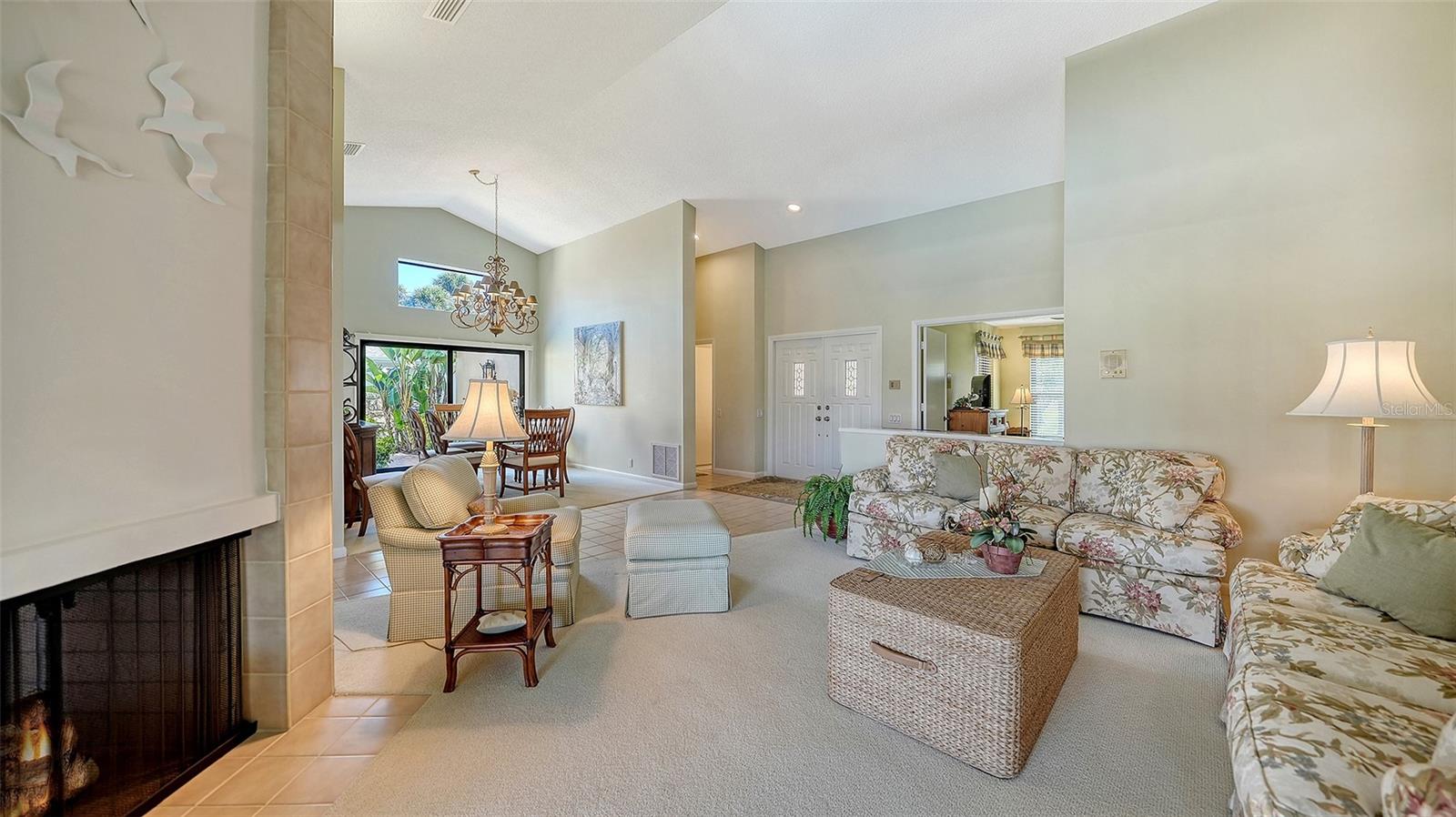 3941 PRAIRIE DUNES DR