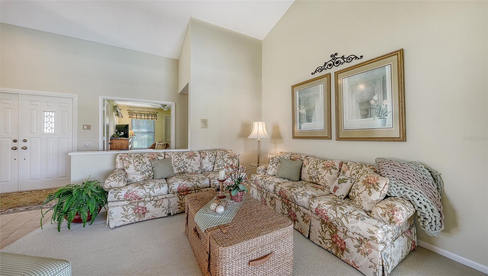 3941 PRAIRIE DUNES DR