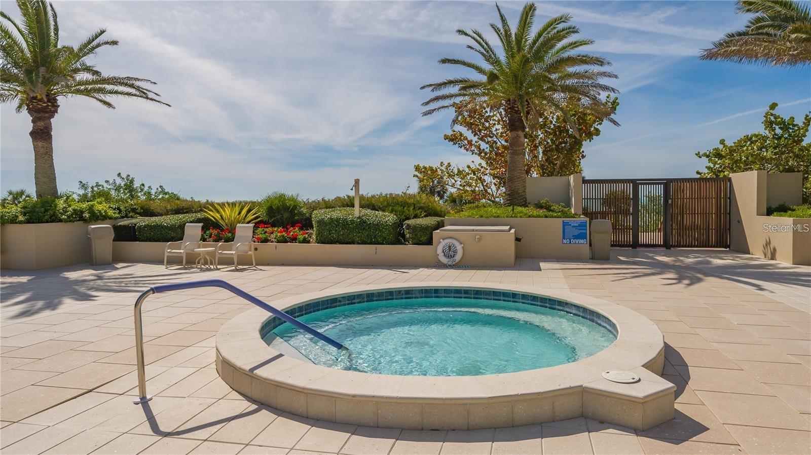 1211 GULF OF MEXICO DR #403