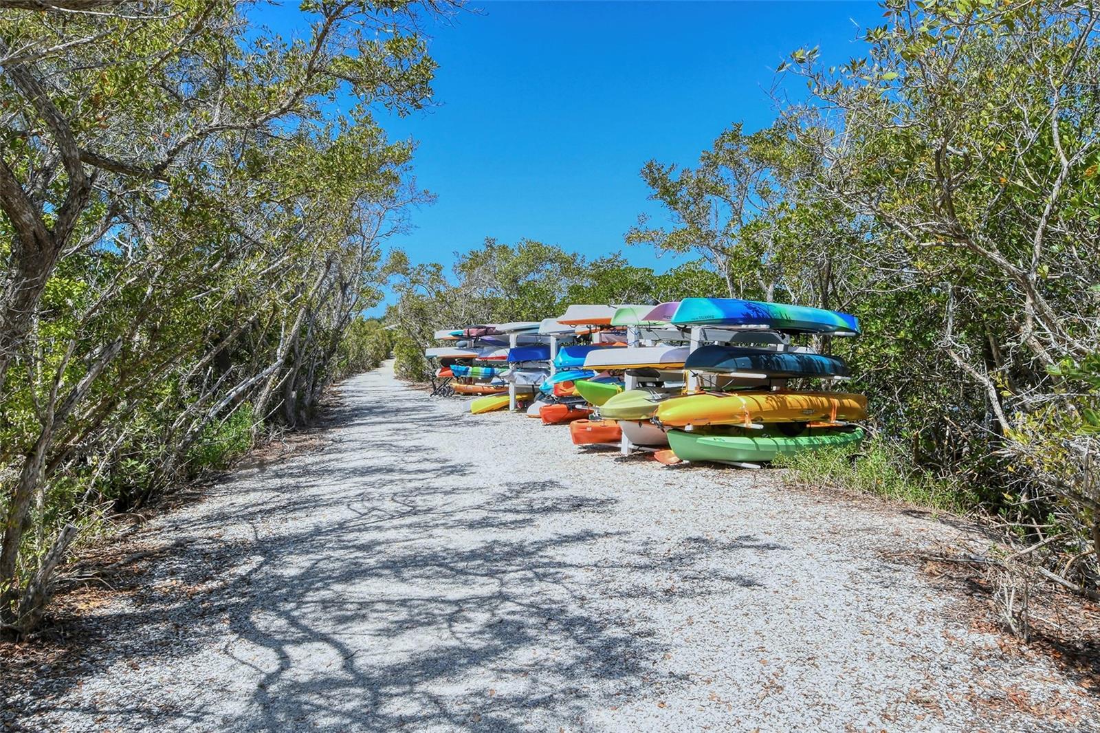 5230 LANDINGS BLVD #101