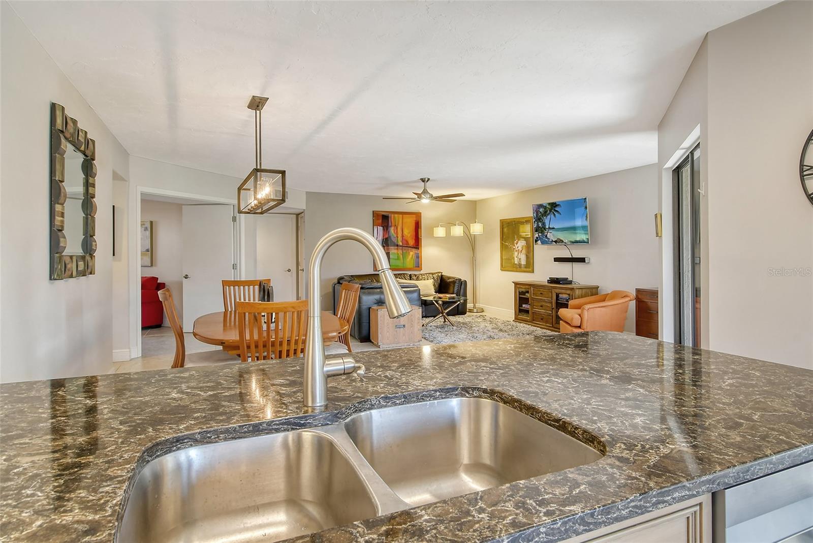 5230 LANDINGS BLVD #101