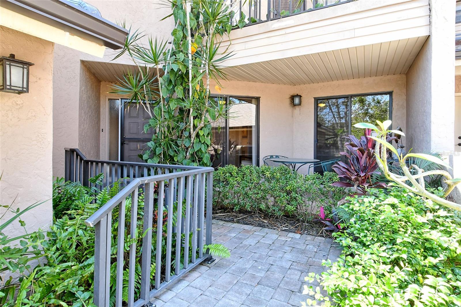 5230 LANDINGS BLVD #101