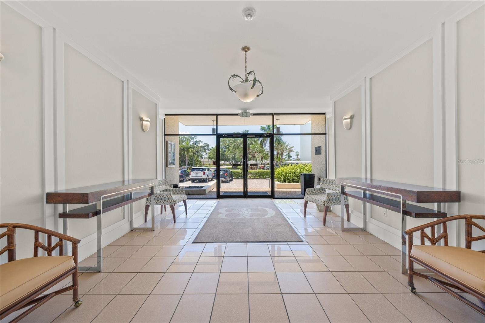 5750 MIDNIGHT PASS RD #704E