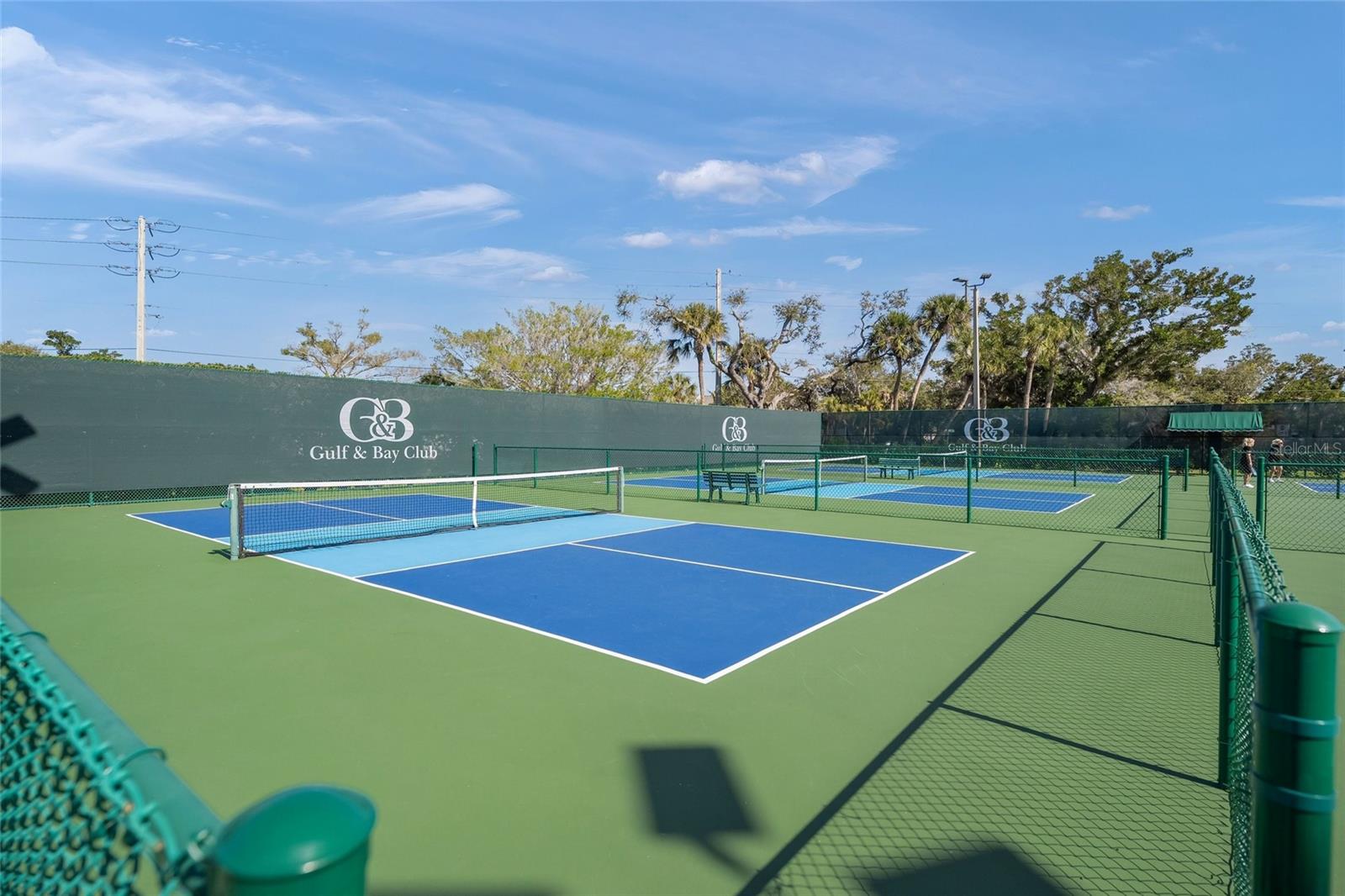 5750 MIDNIGHT PASS RD #704E