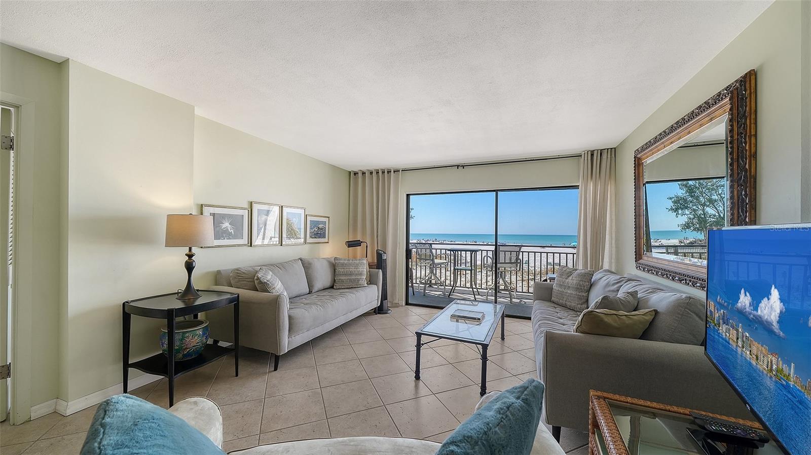 19 WHISPERING SANDS DR ##204