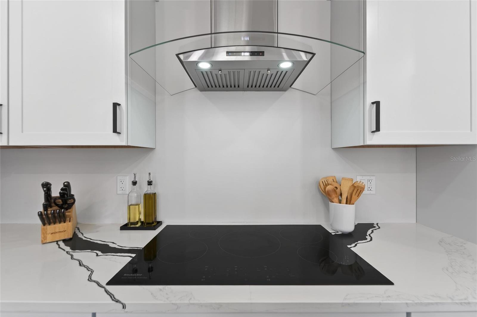 2155 HARBOURSIDE DR #804