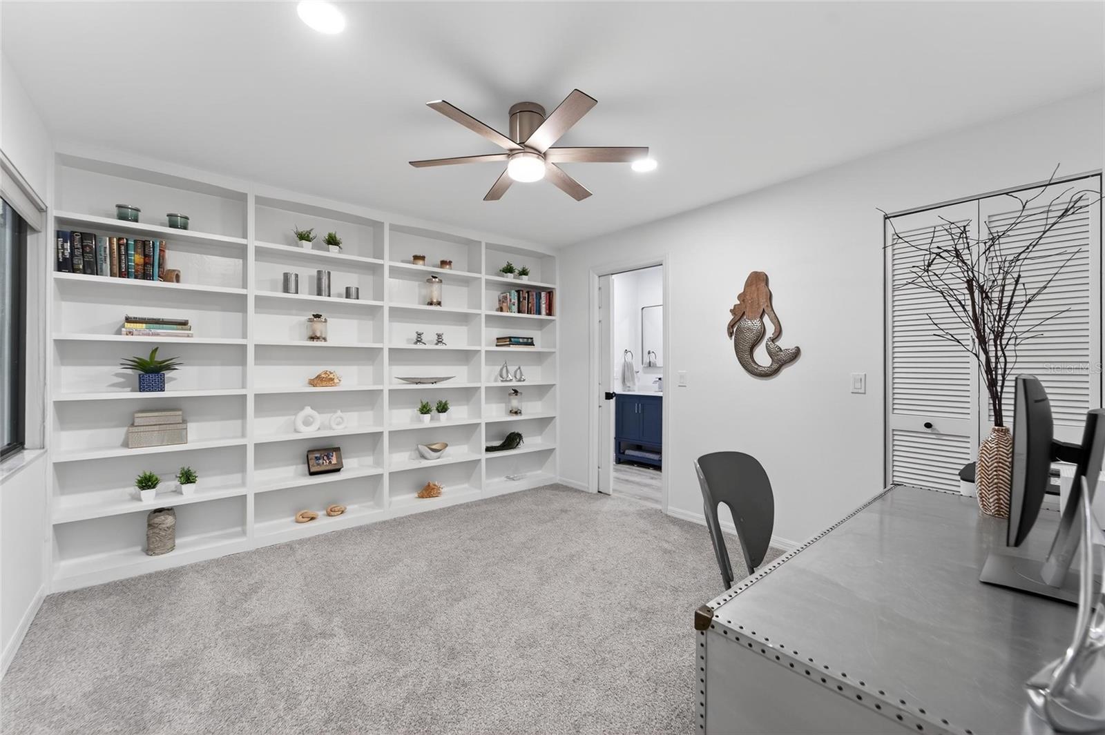 2155 HARBOURSIDE DR #804