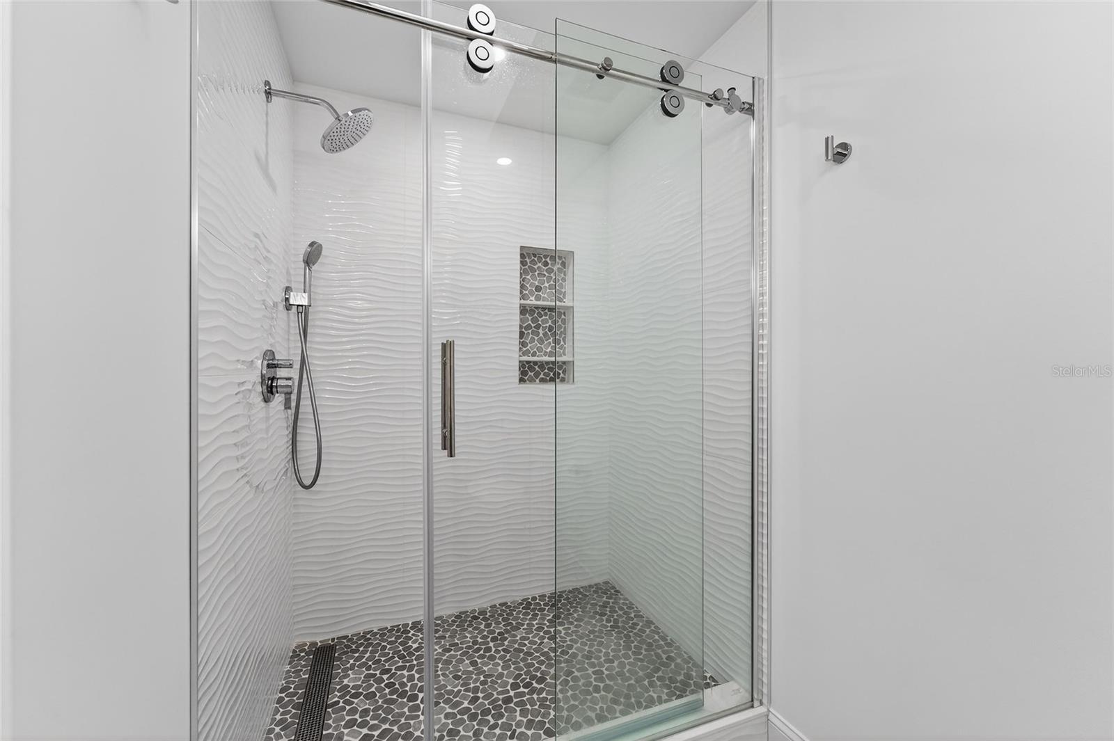 2155 HARBOURSIDE DR #804