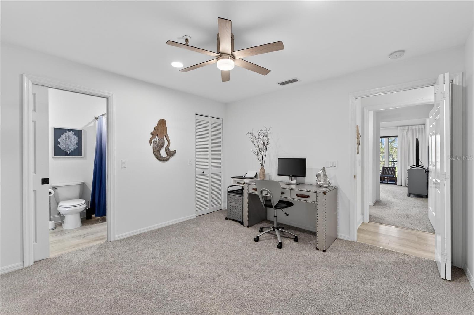 2155 HARBOURSIDE DR #804